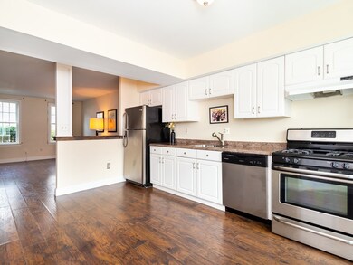 41 Wenlock Rd unit 41, Dorchester, MA 02122 - photo 6