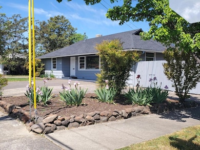 1204 W Main St, Medford, OR 97501 - photo 5