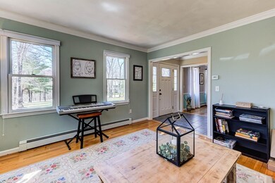 25 Crestview Dr, Mendon, MA 01756 - photo 4