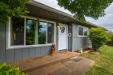 1450 Ojai Ave, Grants Pass, OR 97527 - photo 3