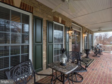 1931 Powells Landing Cir, Woodbridge, VA 22191 - photo 4