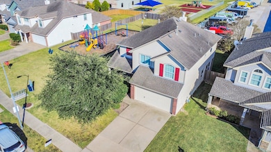 2438 Glenholly Park Dr, Sugar Land, TX 77498 - photo 5