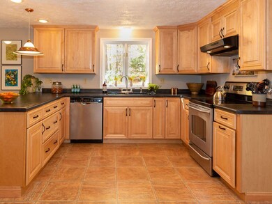 29 Hills Rd, Auburn, NH 03032 - photo 5