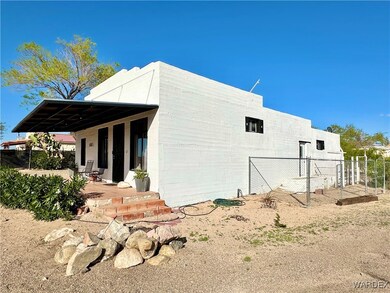 3863 W Third Ave, Yucca, AZ 86438 - photo 5