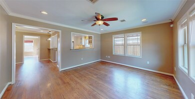 818 Aurora St, Houston, TX 77009 - photo 5