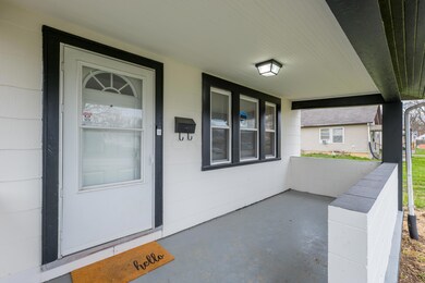 004P1588935