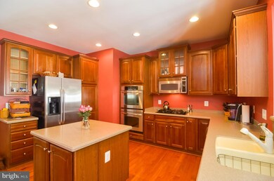 25389 Lisa Terrace, Aldie, VA 20105 - photo 3