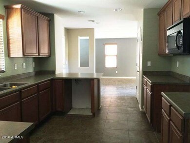 023-335567 - Kitchen (4)