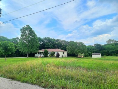 4688 W Loy Lake Rd, Denison, TX 75020 - photo 3