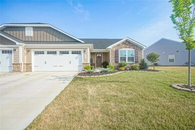 212 Kiawah Dr unit B, Whiteland, IN 46184 - photo 2