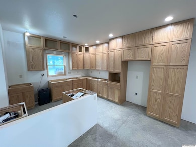 506 S 3rd St, Osage, IA 50461 - photo 4