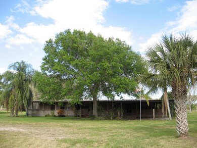 2500 sq ft guest house