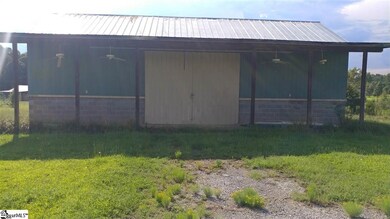 590 State Road S-42-1256, Enoree, SC 29335 - photo 2