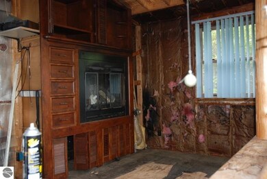 Note the manufactured home needs to be remodeled, 