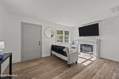 101 Robin Rd, Jacksonville, NC 28540 - photo 6