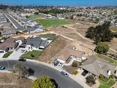 827 Firefox Dr, Santa Maria, CA 93455 - photo 4