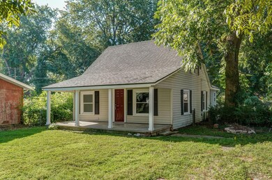 1526 E Whiteside St-3