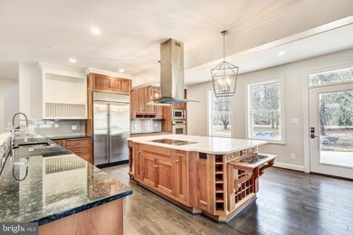 3804 Robin Hood Way, Sykesville, MD 21784 - photo 6