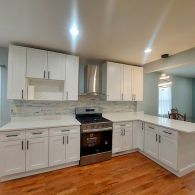 1330 Walnut St, Waukegan, IL 60085 - photo 3