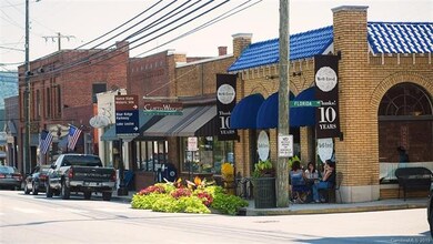 The town of Weaverville is a quick 10 minute drive