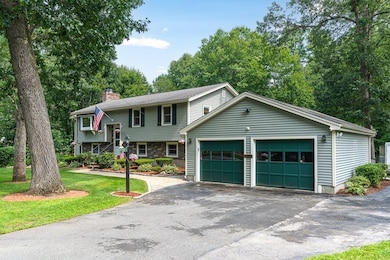 39 Charles St, Georgetown, MA 01833 - photo 4