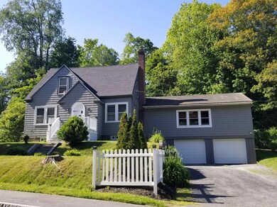 81 East St, Claremont, NH 03743 - photo 2