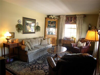 94 7th St, Whitehall, PA 18052 - photo 2