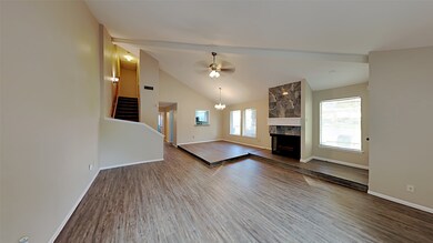 7803 Bateman Ln unit 7803, Houston, TX 77088 - photo 3