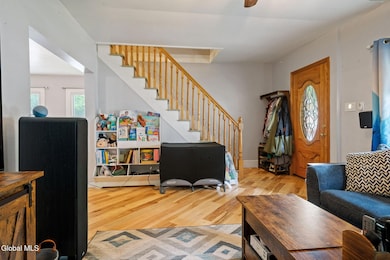 6-web-or-mls-152-bath-st