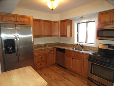 1227 Chalet Rd unit 300, Naperville, IL 60563 - photo 4