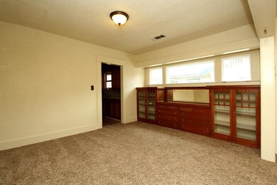 1242 N Ferger Ave, Fresno, CA 93728 - photo 4