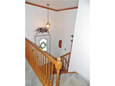 Entry/Foyer.