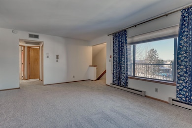 W176N9734 Riversbend Cir E, Germantown, WI 53022 - photo 2