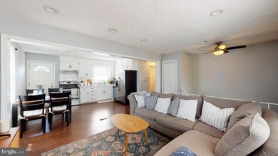 2106 Ohio Ave, Hyattsville, MD 20785 - photo 7