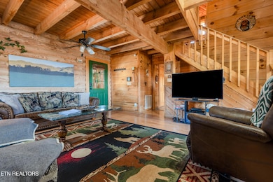 2134WalnutCt-15