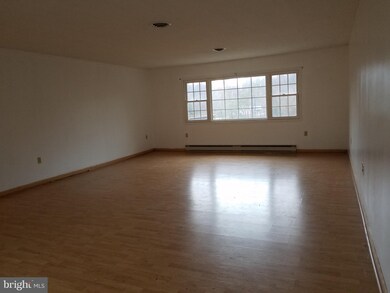 139 Rockwell St unit A, Berkeley Springs, WV 25411 - photo 3