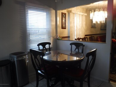 308 Chesterton Ave, Staten Island, NY 10306 - photo 7