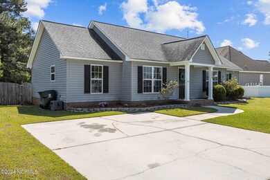 2625 Coopers Point Dr, Winterville, NC 28590 - photo 4