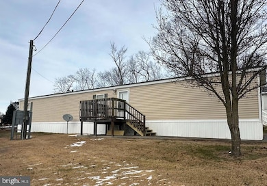 472 S Lancaster St unit 8, Lebanon, PA 17046 - photo 2