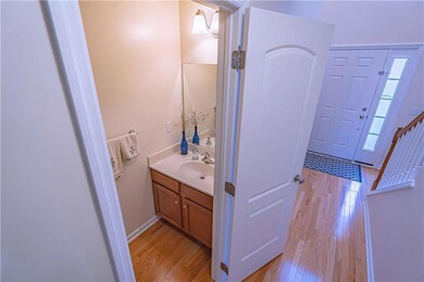 2227 S Dauphin St, Allentown, PA 18103 - photo 5