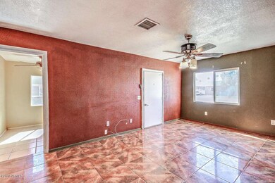 471 N Fresno St, Chandler, AZ 85225 - photo 3