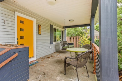 807 Haines Blvd, Champaign, IL 61820 - photo 3