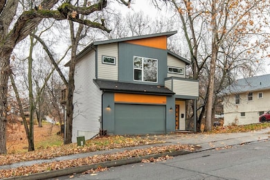 1601 32nd St, Des Moines, IA 50311 - photo 3