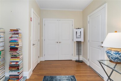 1180 Narragansett Blvd unit 5, Cranston, RI 02905 - photo 2