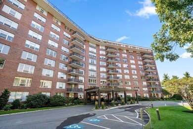 Imperial Towers unit 608, Chestnut Hill, MA 02467 - photo 6