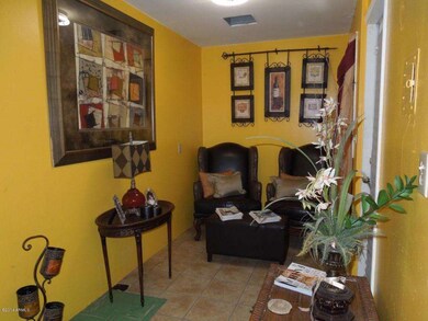 Sitting Room/Inside Laundry