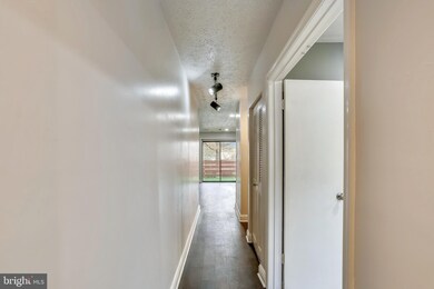 7503 Weather Worn Way unit F, Columbia, MD 21046 - photo 4