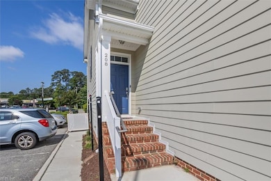 208 Laydon Way, Yorktown, VA 23692 - photo 2