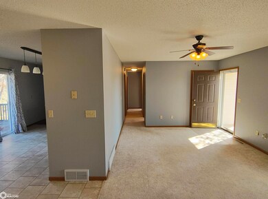 109 W Hilltop Ct, Coon Rapids, IA 50058 - photo 6
