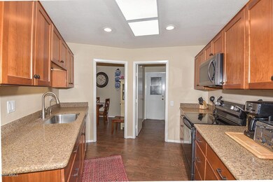 17230 N 106th Ave unit 39, Sun City, AZ 85373 - photo 6